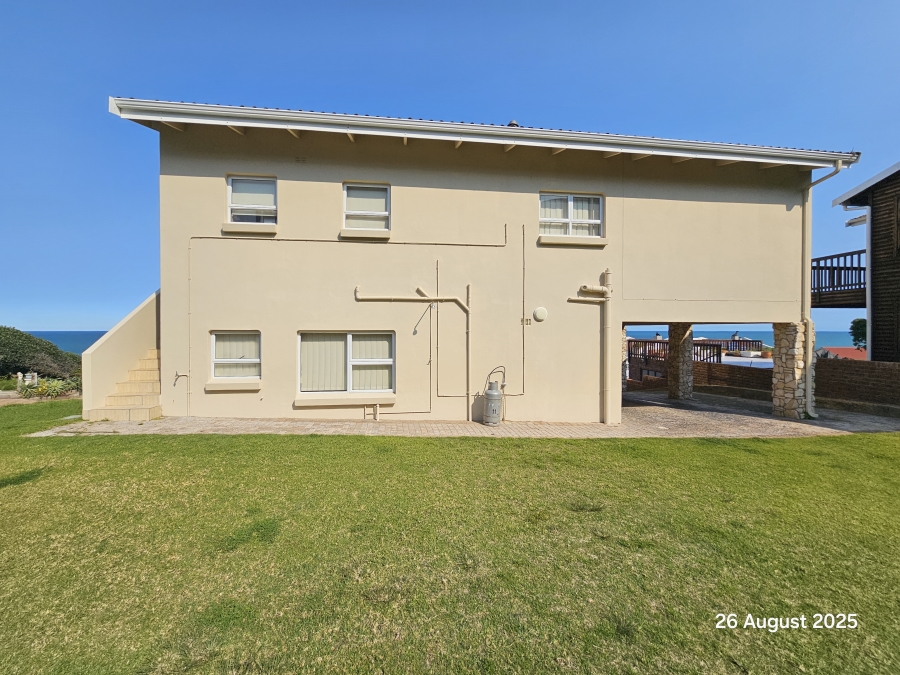 6 Bedroom Property for Sale in Jongensfontein Western Cape